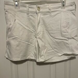 American Eagle Outfitters White Bermuda Shorts Relaxed Fit